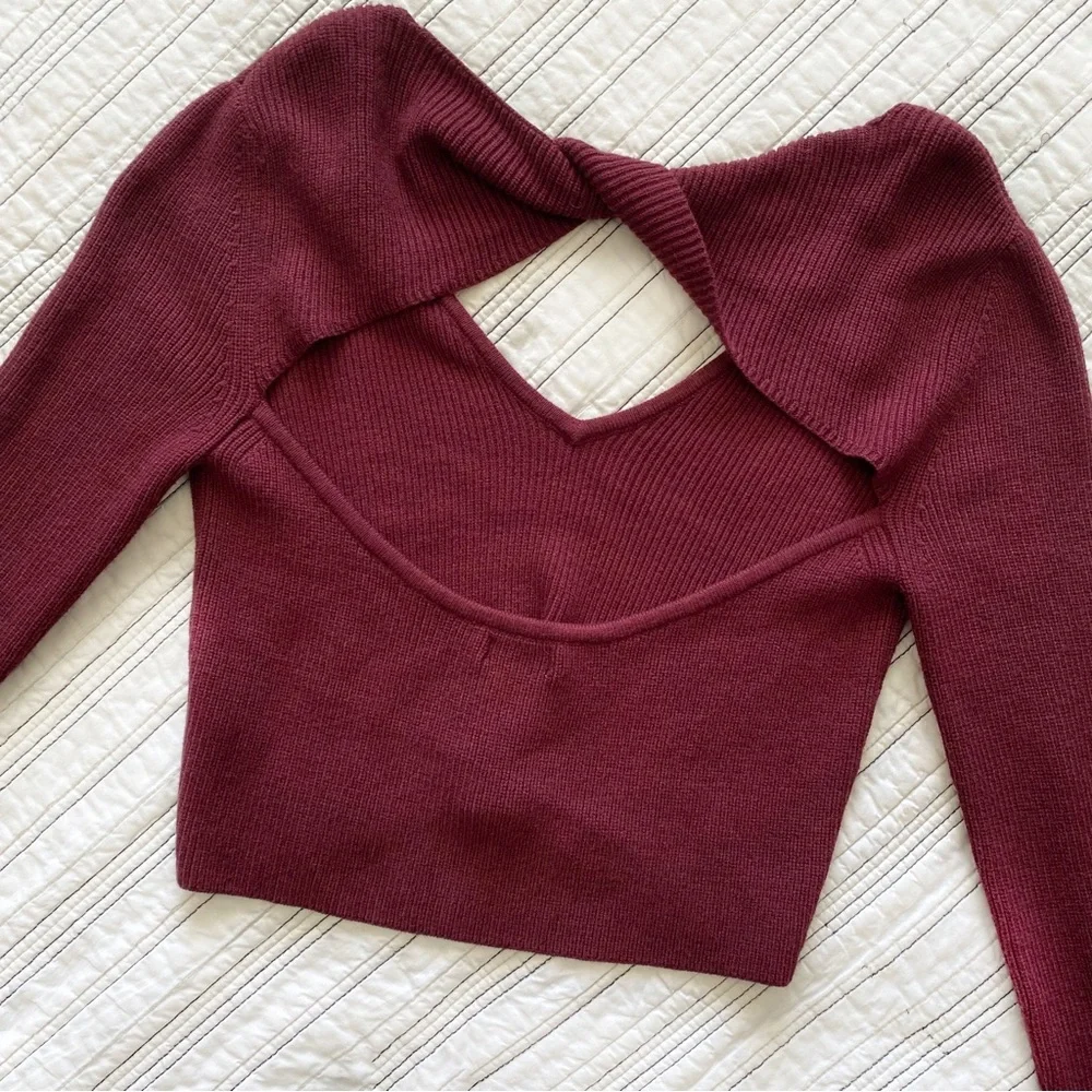 Lovers + Friends Cropped Cutout Twist Sweater in Merlot Dark Red size Small